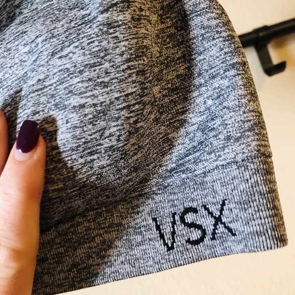 Victoria’s Secret Grey Sports Bra Top - S - Picture 3 of 3
